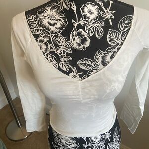 Brandy Melville White Long Sleeve V-Neck Top